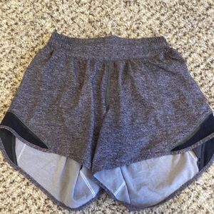 Lululemon gray hotty hot shorts 4 inch size 2